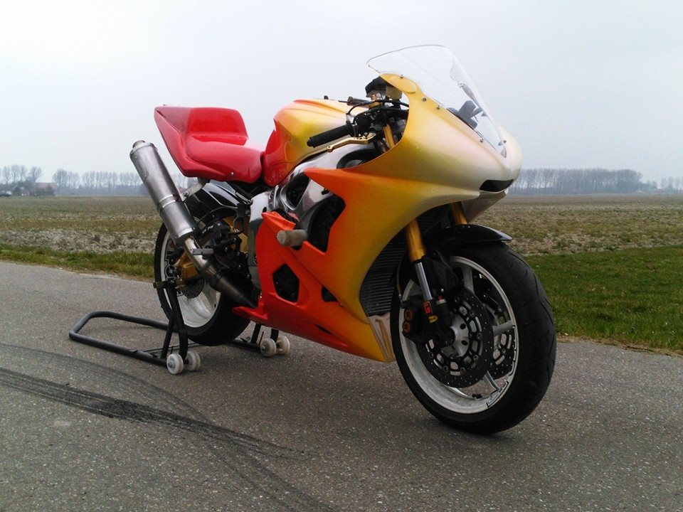 10404162_347657322109762_6869728577139232370_n